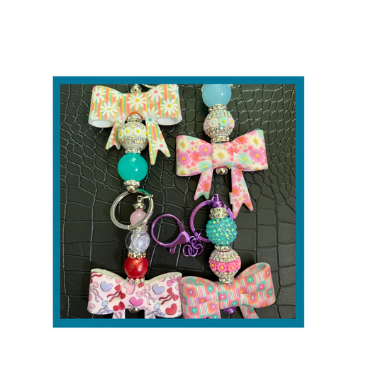 Bow Beaded Keychain — Handmade Floral & Pattern Bow Charm Keychain
